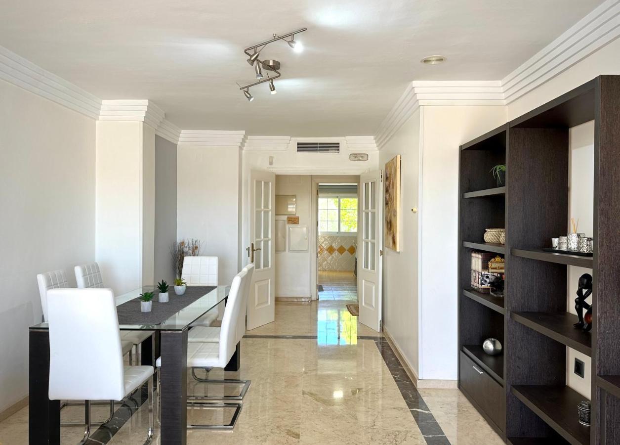 Moderno Apartamento Con Preciosas Vistas Al Mar En Urbanizacion Con Piscina - Rio Real 11 2G Marbella Eksteriør bilde