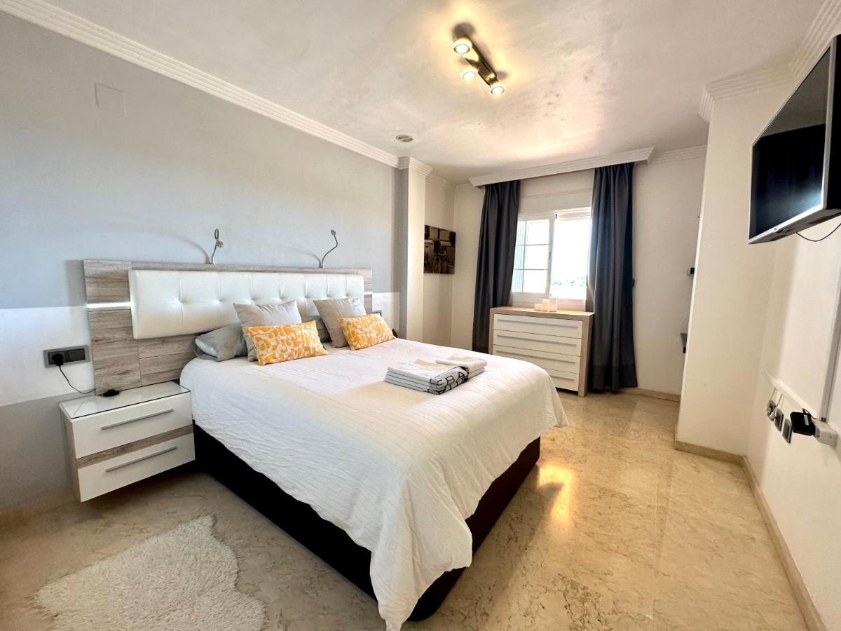 Moderno Apartamento Con Preciosas Vistas Al Mar En Urbanizacion Con Piscina - Rio Real 11 2G Marbella Eksteriør bilde