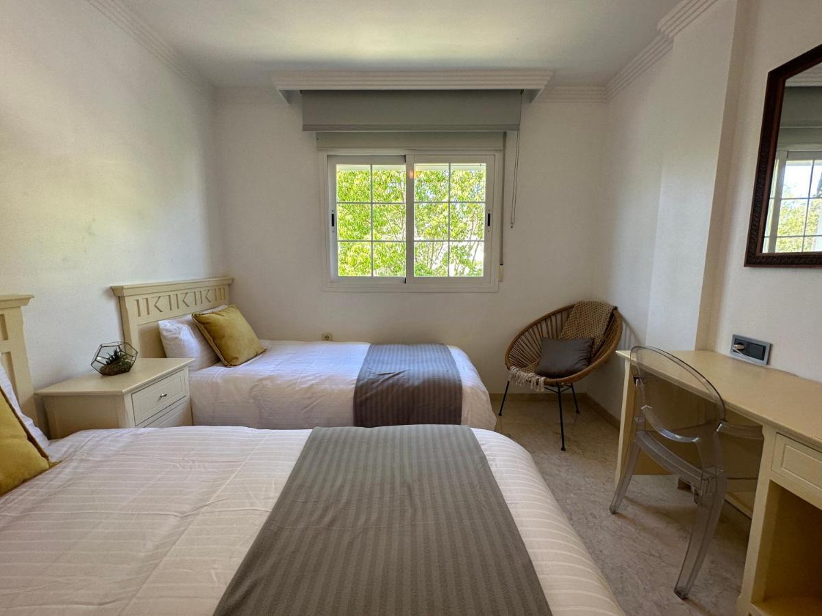Moderno Apartamento Con Preciosas Vistas Al Mar En Urbanizacion Con Piscina - Rio Real 11 2G Marbella Eksteriør bilde